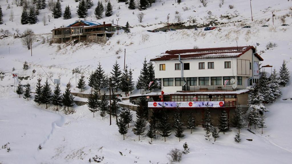 Snow Patrol Lodge Tetowo Zewnętrze zdjęcie