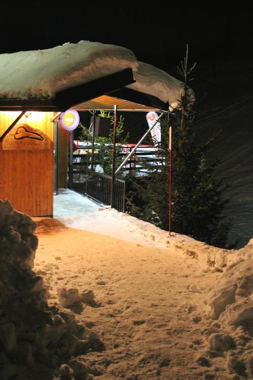 Snow Patrol Lodge Tetowo Zewnętrze zdjęcie